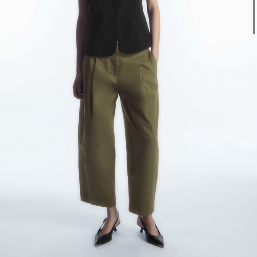 COS khaki pleated pants. NWT